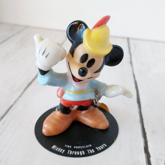 Disney Mickey Through the Years Brave Little Tailor Mickey Mouse Vtg Collectible - Picture 1 of 9